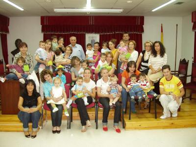 Treinta y cuatro niños participan en la III Campaña ¡Un nacimiento un libro!