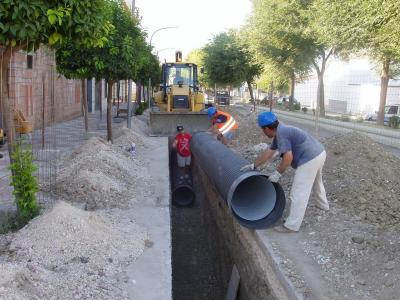 Obras de dotación de infraestructuras al Pabellón Polideportivo de Lopera.