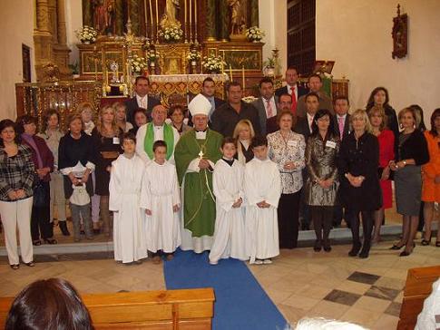 Veintinueve adultos reciben el Sacramento de la Confirmación por el Obispo de la Diócesis de Jaén Monseñor del Hoyo López