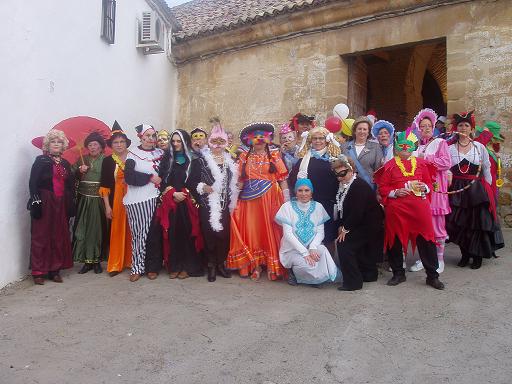 Mañana 5 de Marzo a las 17.30 horas la Asociación de Amas de Casa "Bascena" de Lopera celebra la III Fiesta de Carnaval