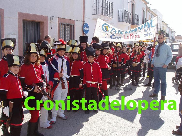 Arranca el Carnaval Loperano con el Pasacalles del Colegio Miguel de Cervantes