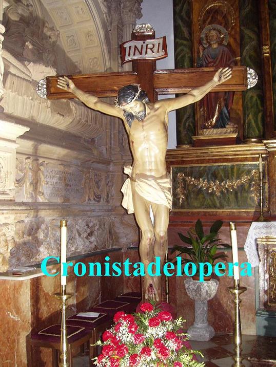 El Cristo de la Vera Cruz o de la Expiración obra del imaginero valenciano Amadeo Ruiz Olmos costó 1.300 pesetas y llegó a Lopera en 1941