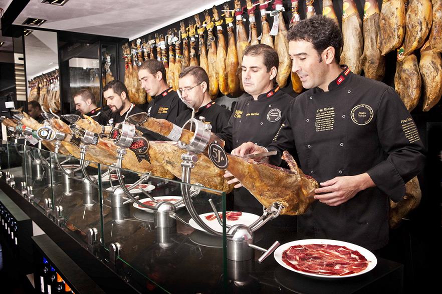 Distribuciones Selectos Gourmet Ibérica del loperano Fran Robles abre sus puertas en el Barrio de Salamanca de Madrid