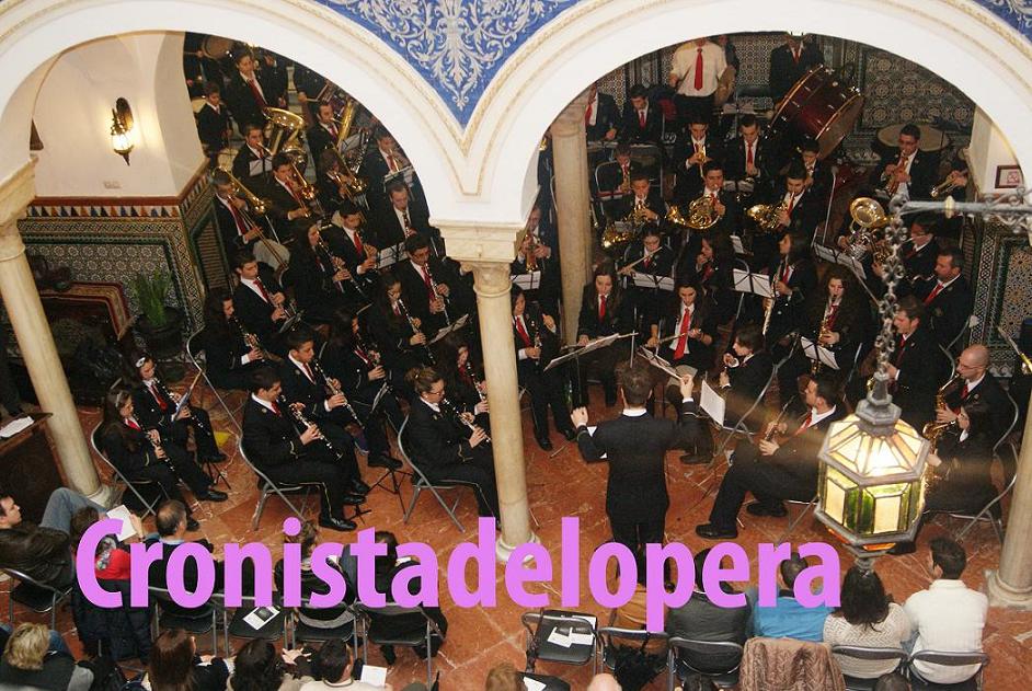 Entusiasmo Cofrade en el Concierto de la Asociación Musical Pedro Morales en el Círculo Mercantil e Industrial de Sevilla.