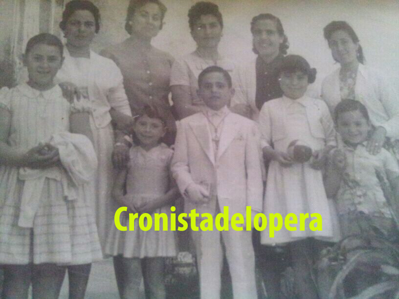 La Primera Comunión del Niño Manuel Merino Valenzuela en el año 1958