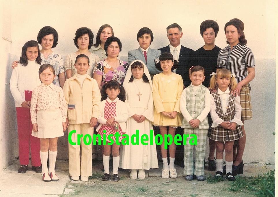 Primera Comunión de la niña Paqui Ruiz García en 1973