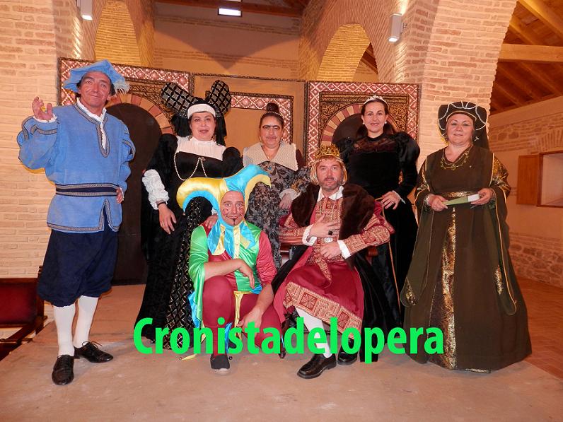 El Grupo de Teatro "Vientos del Tiempo" de Torredonjimeno,  representó en la Casa de la Tercia  de Lopera la obra "El rey Tiburcio busca esposa"