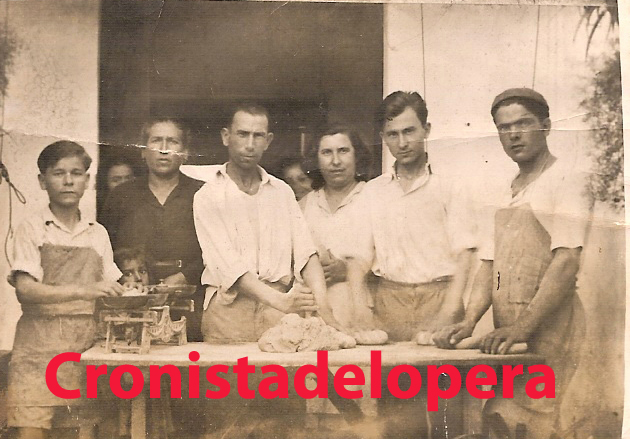 La Panadería de la Familia Uceda de Lopera en 1950