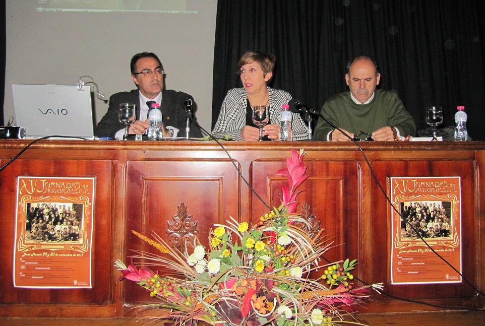 El Dr. y Cronista Oficial de Lopera José Luis Pantoja pronunció una conferencia sobre La XIV Brigada Internacional en Andalucía. La Batalla de Lopera dentro de las XV Jornadas de Historia de Doña Mencía (Córdoba)