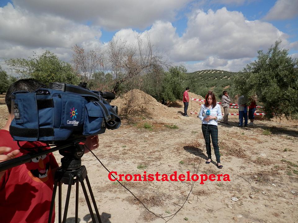 Hoy a partir de las 2 de la tarde en las noticias de Jaén de Canal Sur TV reportaje sobre la búsqueda de los cuerpos de los Brigadistas en el Pago del Saetal de Lopera