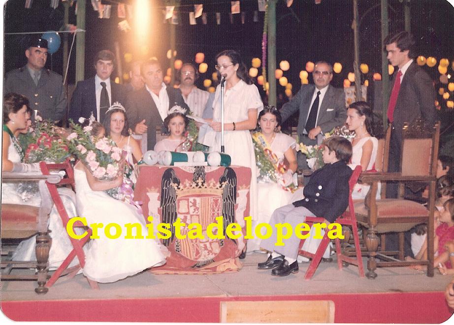 Hoy nuestro recuerdo por el pasado de la Feria de los Cristos lo dedicaremos a la primera mujer que dio el pregón de la Feria la loperana Ana Lanagran Partera en el año 1979.