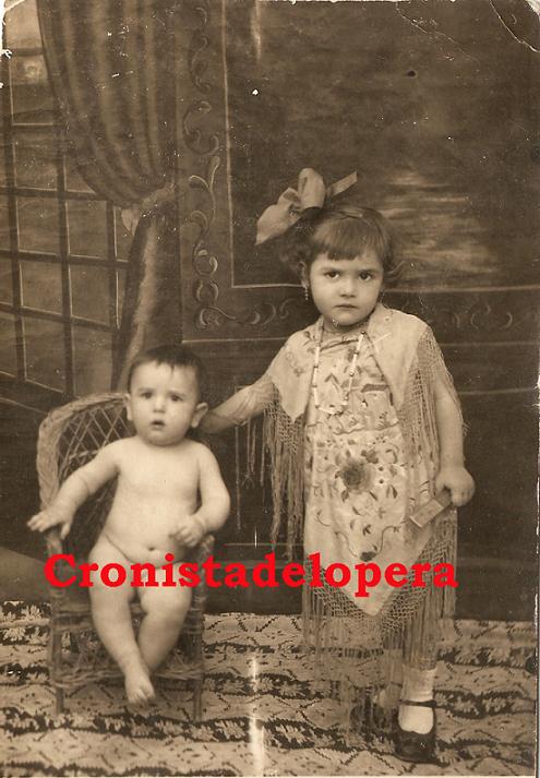 Retrato de Infancia: Los Hermanos Juan José y Mª de Campo García López en 1927