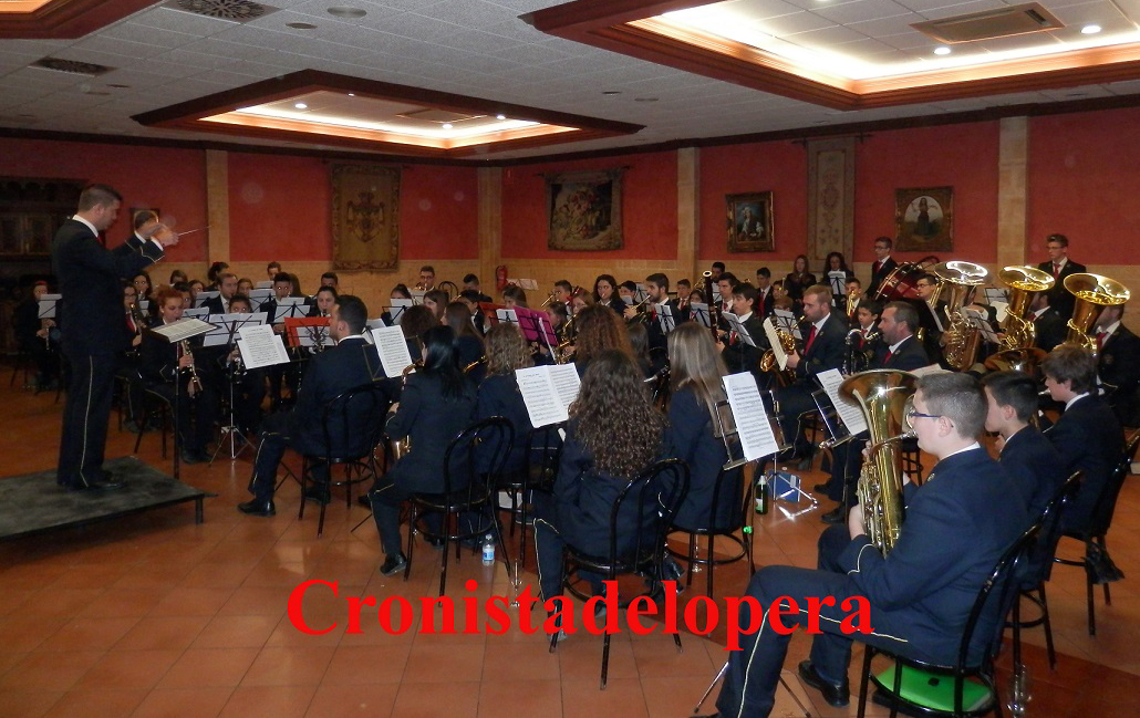 Colosal Concierto por Santa Cecilia en Lopera a cargo de la Asociación Musical Pedro Morales, bajo la magistral dirección de Juan Carlos Del Pino Bueno