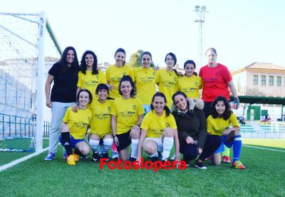El equipo de Fútbol de la A. D. Lopera Femenino se impuso el pasado sábado en el Estadio Santo Cristo de Lopera por 6 goles a 0 al equipo de Montoro (Córdoba)