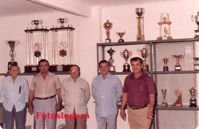 Asamblea A. D. Lopera 30 -VII-1982. José Alcalá, Gregorio Palomo, José Rosales y los Hermanos Pedro y Juan Bautista Villar Criado.