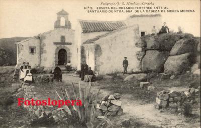Ermita del Rosario perteneciente al Santuario de Ntra. Sra. de la Cabeza de Sierra Morena. Año 1918. Foto: J. G. Mendoza (Córdoba)