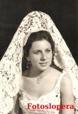 La Reina Mayor de la Feria de Los Cristos del año 1972 Ana María Melero Hoyo.