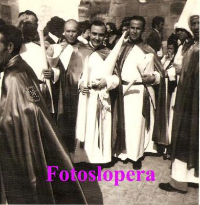 Los Cofrades del Cristo de la Expiración Benito Vallejo, Pedo Alcalá, Juan Gracia y Antonio Pedrosa. Años 70